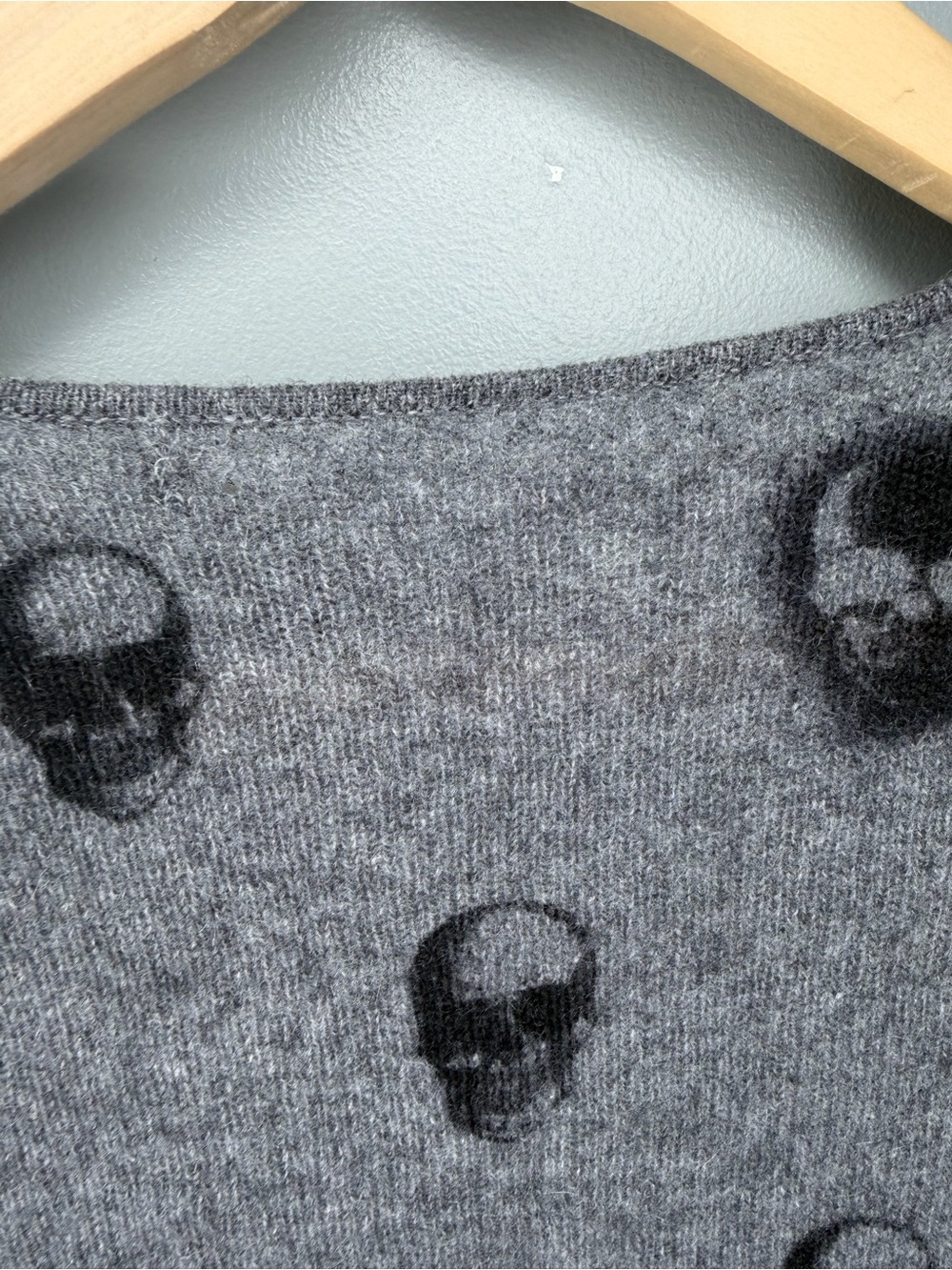 Skull Cashmere Cashmere Skull Print Cardigan - Small Flaw - Picture 9 of 11